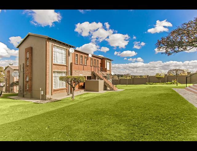 2 BEDROOM APARTMENT FOR SALE IN LASER PARK